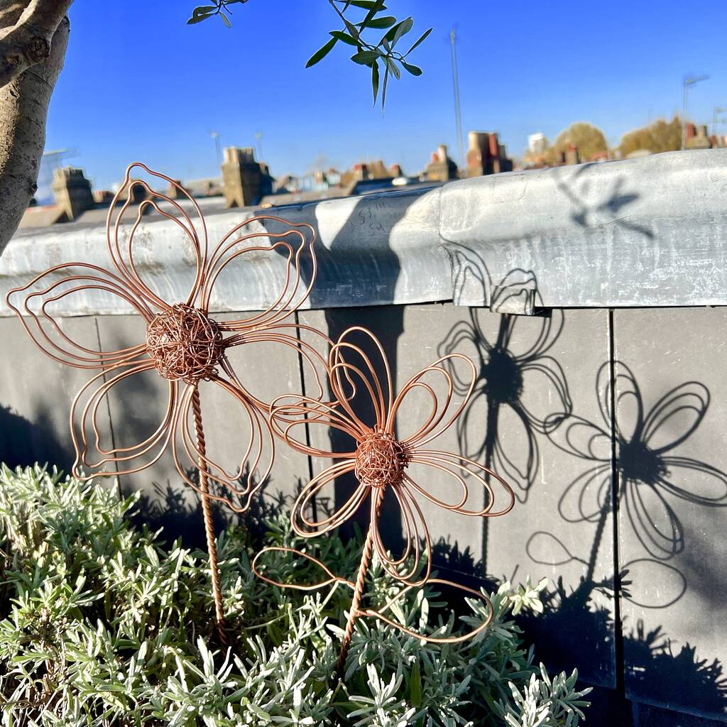 Dahlia and Cosmos Wire Flower Stakes