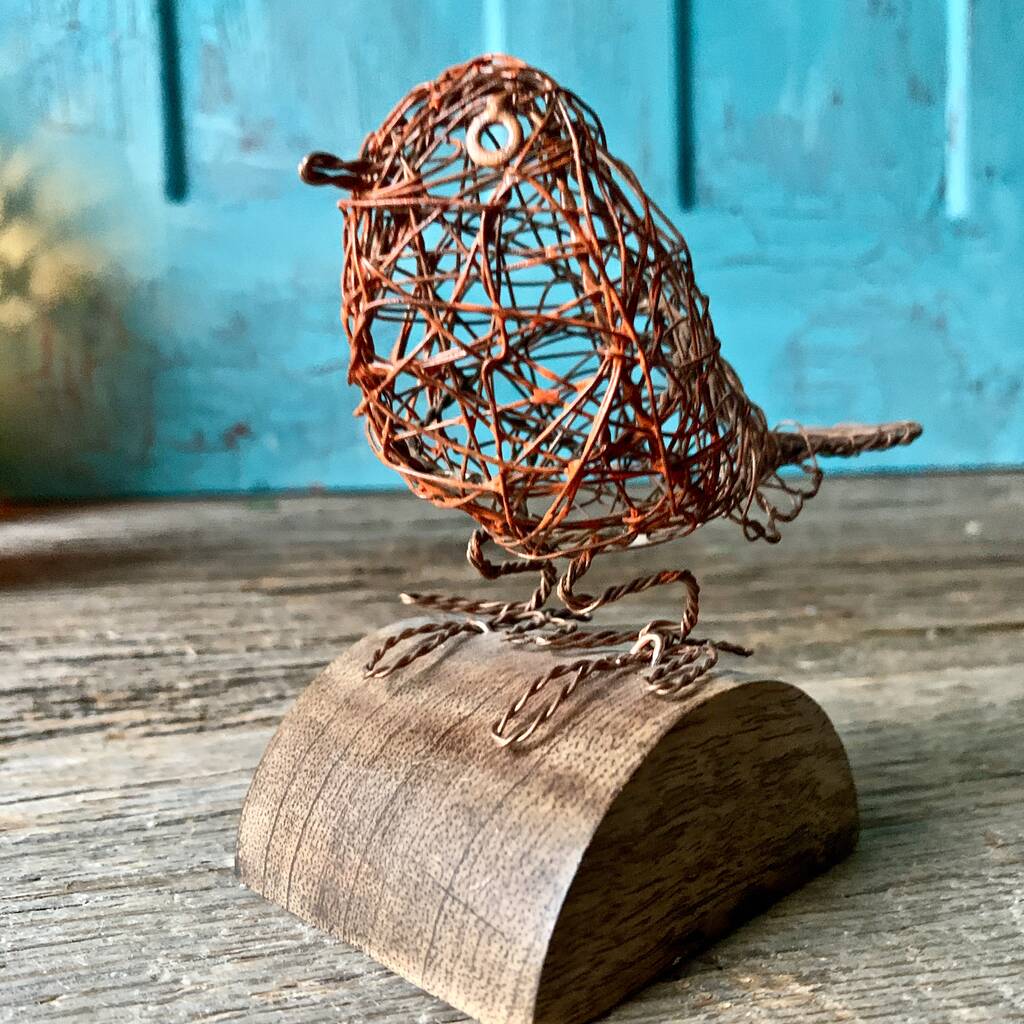 Wire Robin on Wooden Plinth
