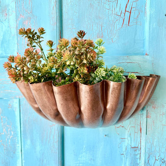 Scallop Wall Planter