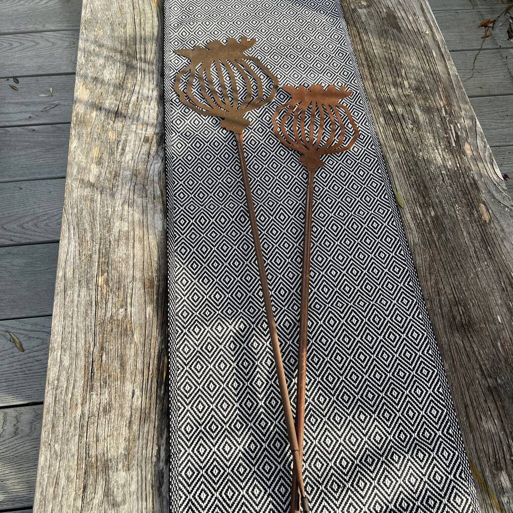 Set of 2 Poppy Seed Head Garden Stakes