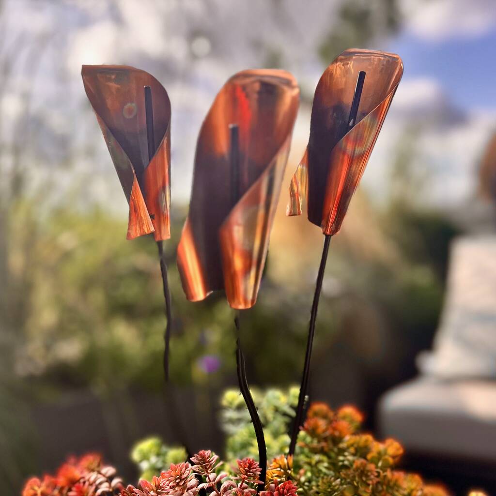 copper lily flower Set Of Three Copper Lily Garden Pot Sculptures – London Garden Trading