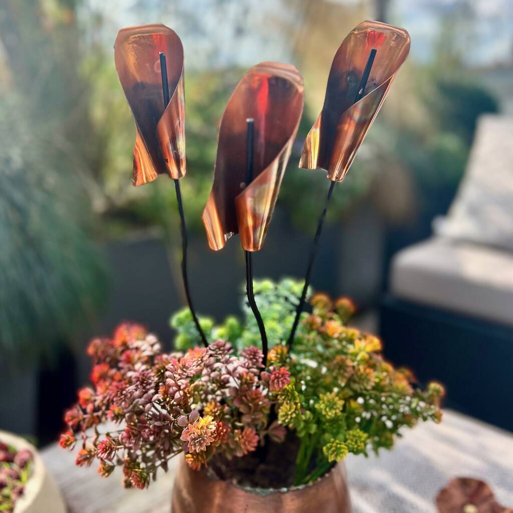 copper lily flower Set Of Three Copper Lily Garden Pot Sculptures – London Garden Trading